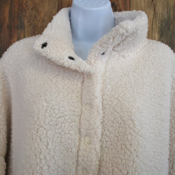 Aerie Oversized Sherpa NWT White Cream Soft  1/4 Button Pullover L - Picture 4 of 6